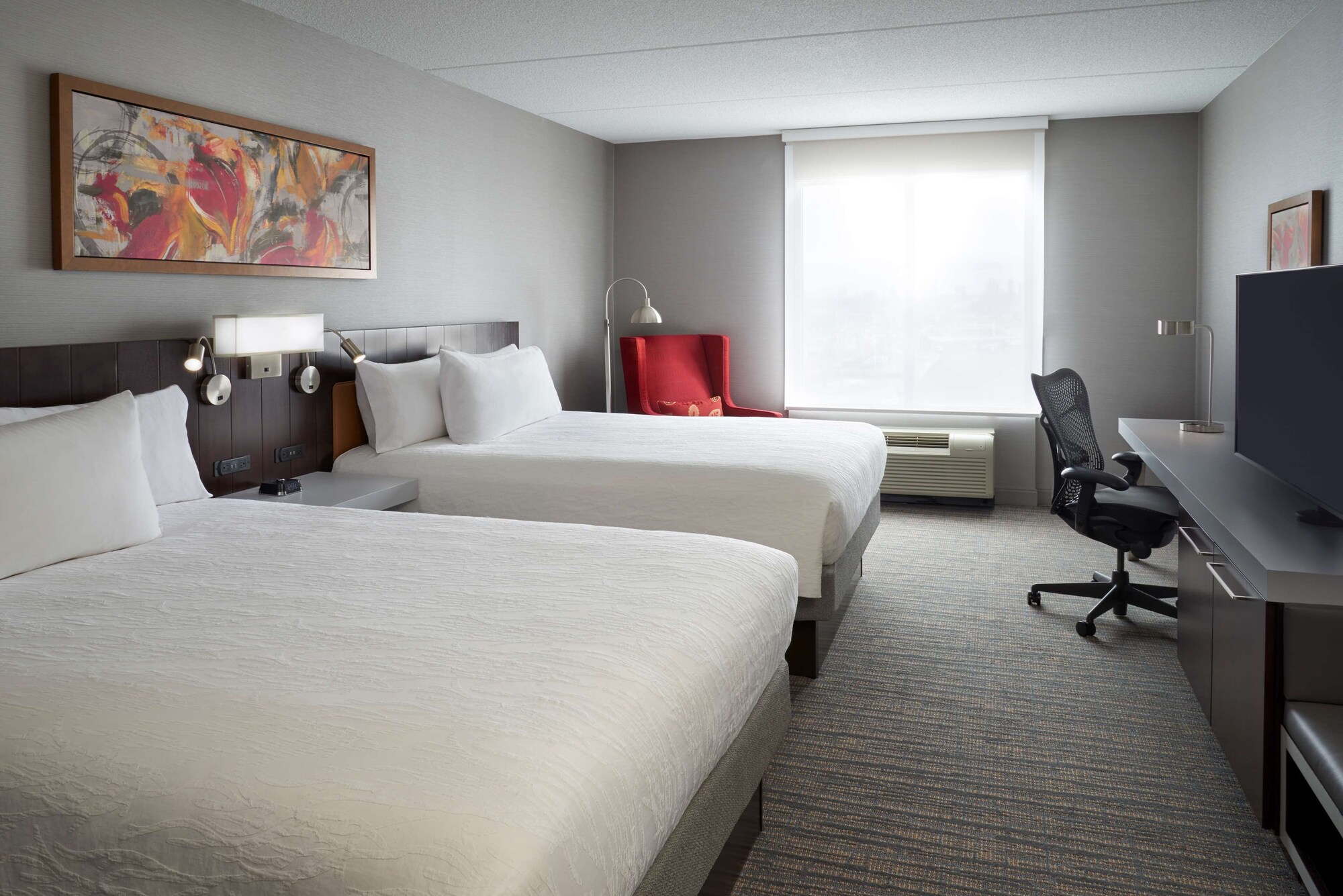 Evolution, 2 Queen Beds