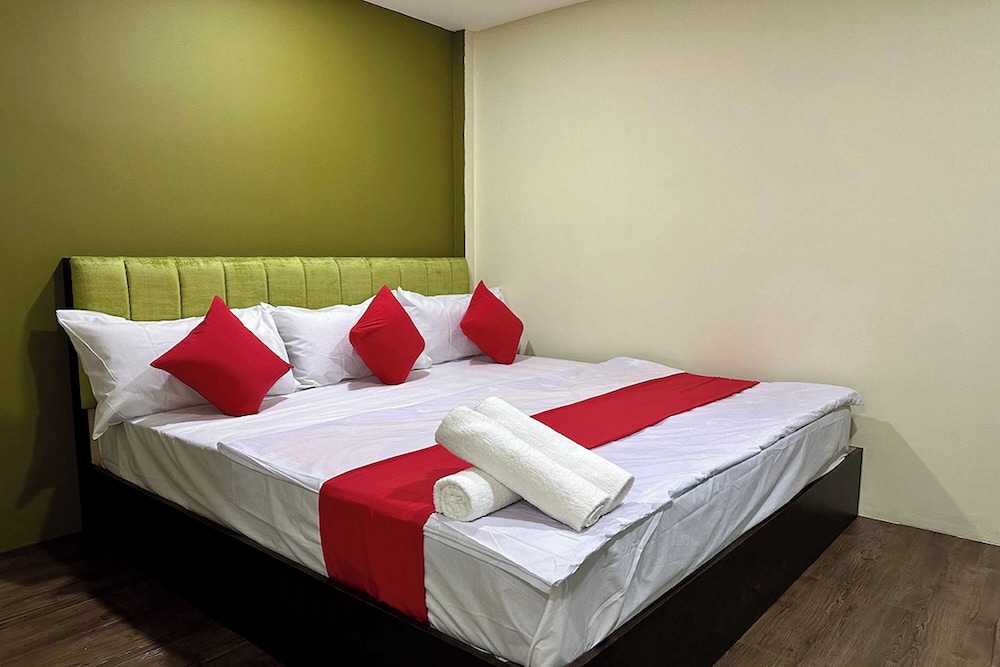 Standard, King Bed