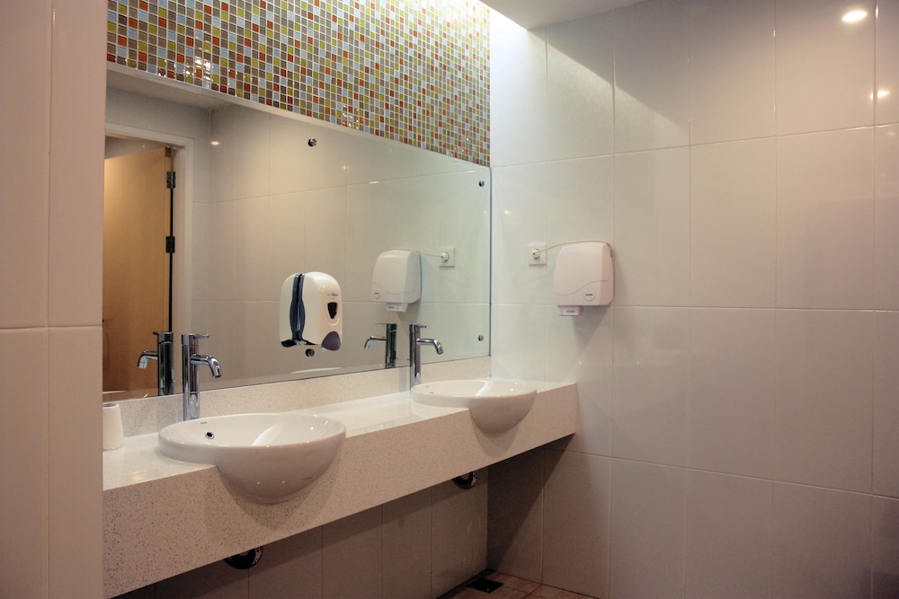 Zest Bogor by Swiss-Belhotel International 34/35