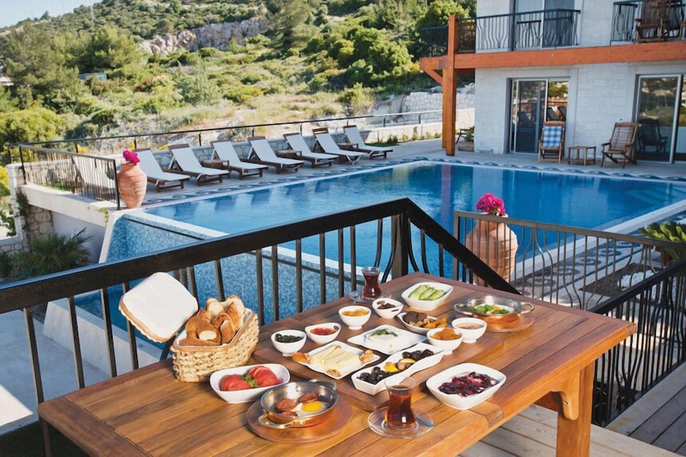 Alacati Villa Renk 32/50
