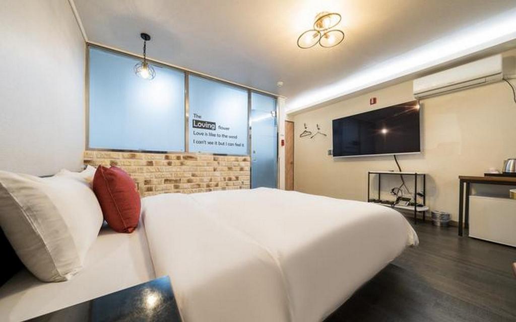 Hotel Mime 6/51