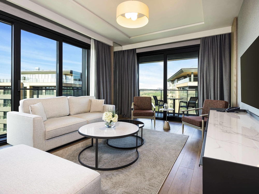 Movenpick Living Camlivadi 41/60