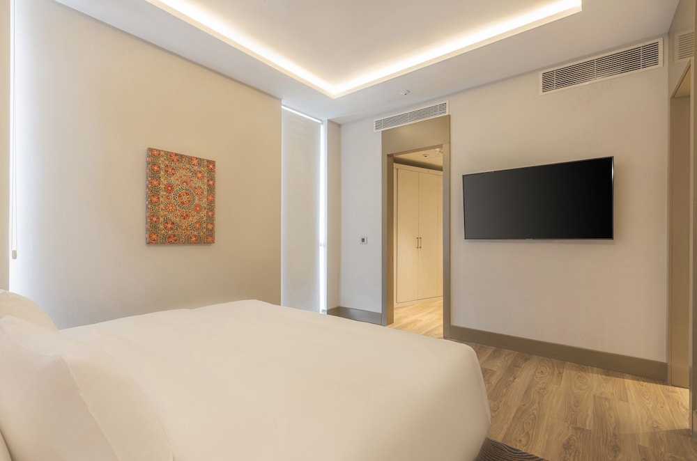 Silk Road by Minyoun 14/50