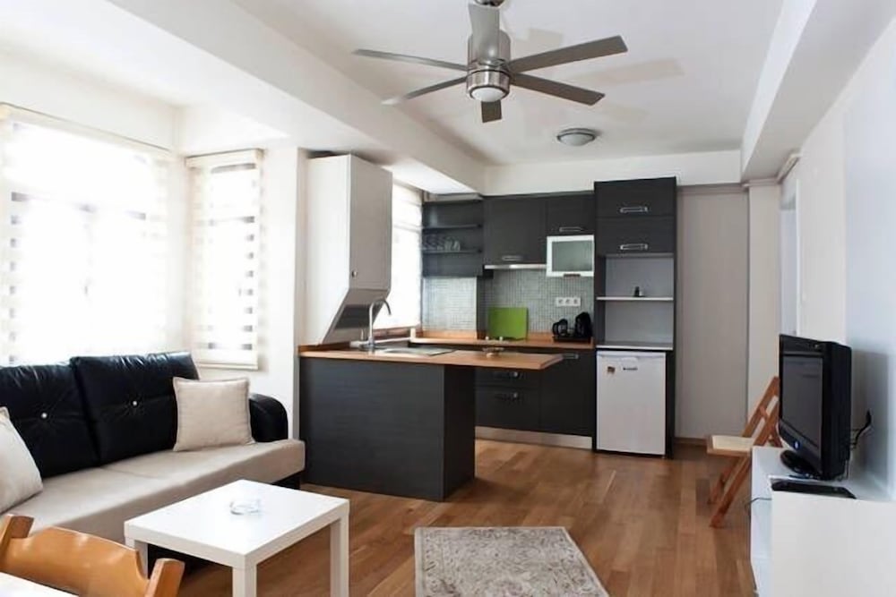 Taksim Tulip Residence & Hotel 24/39