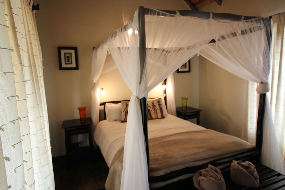 Thornhill Safari Lodge 14/70