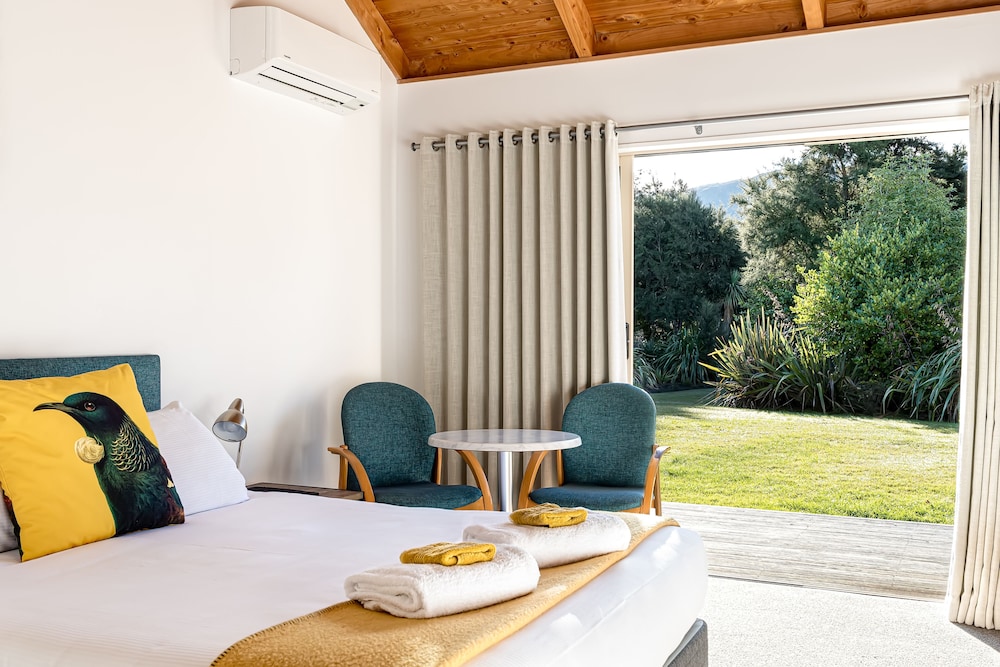ABEL TASMAN LODGE 18/62