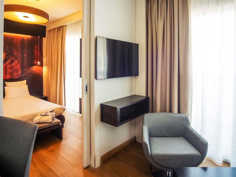 Novotel Salerno Est Arechi 56/75