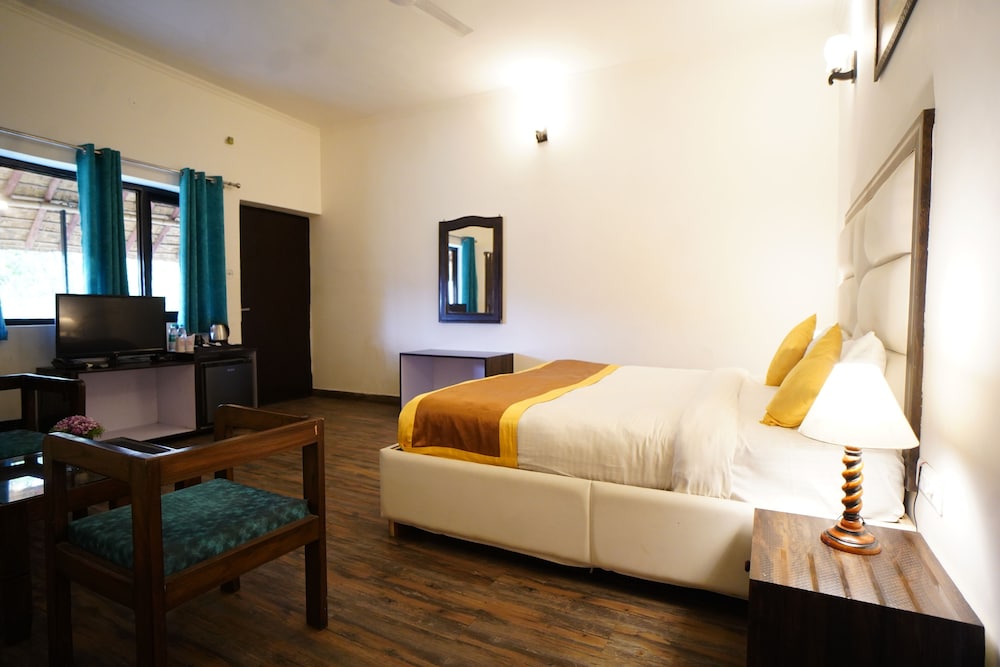 LA PERLE RIVER RESORTS 7/50