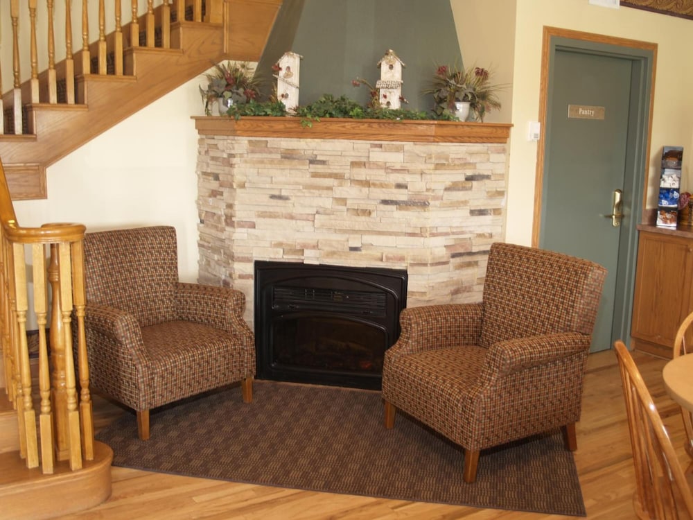 Lakeview Inn And Suites Brandon 12/18