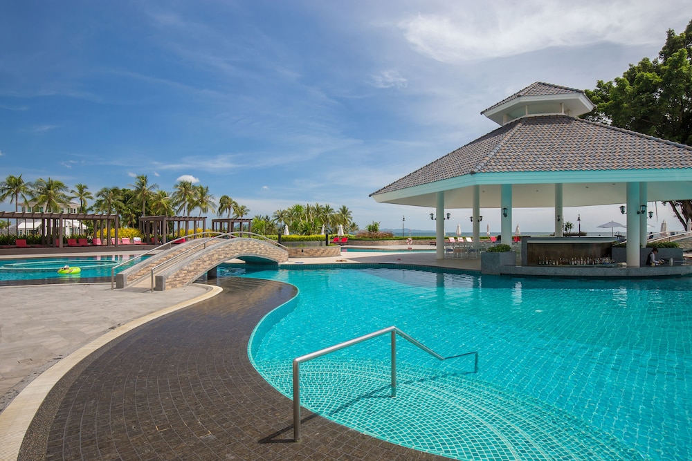 AMBASSADOR CITY JOMTIEN - OCEAN WING 46/50