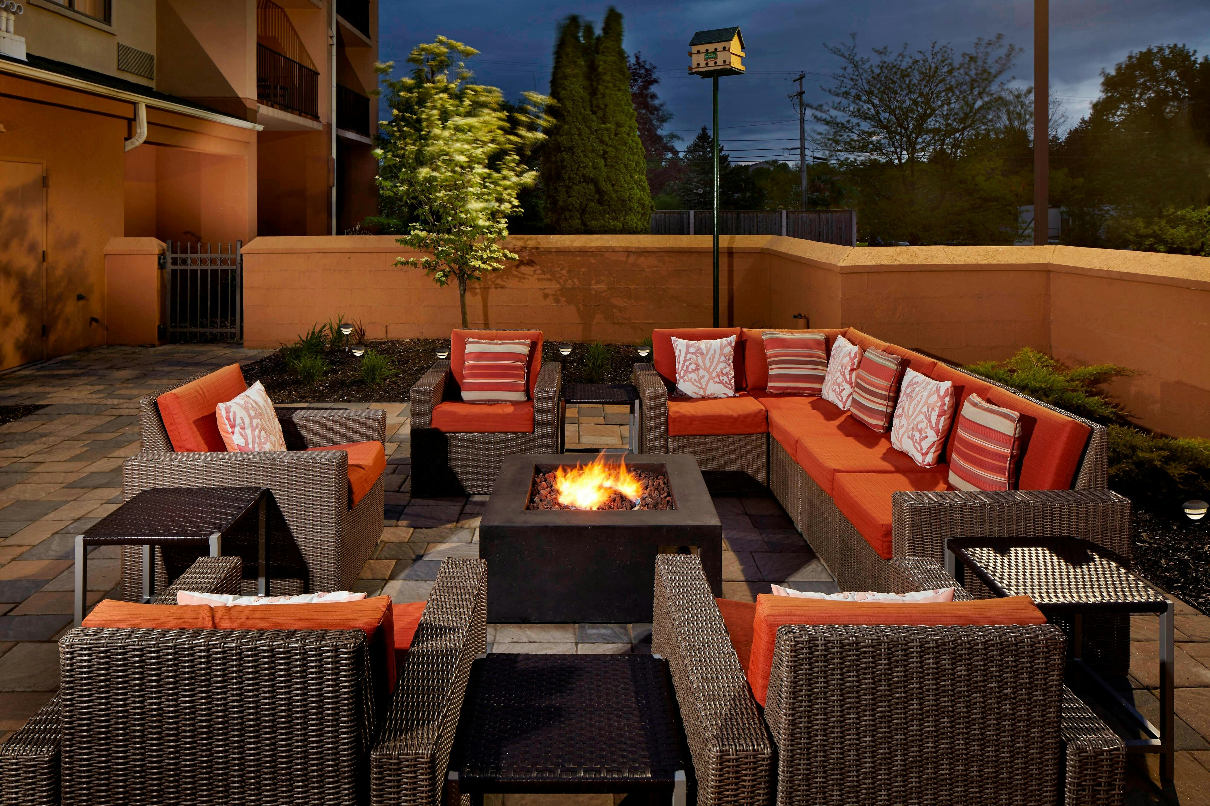 Courtyard By Marriott State College 21/39
