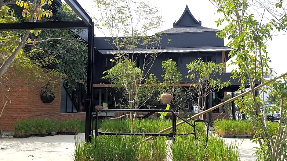 Silp-Pa Phra Nakhon Si Ayutthaya 44/50