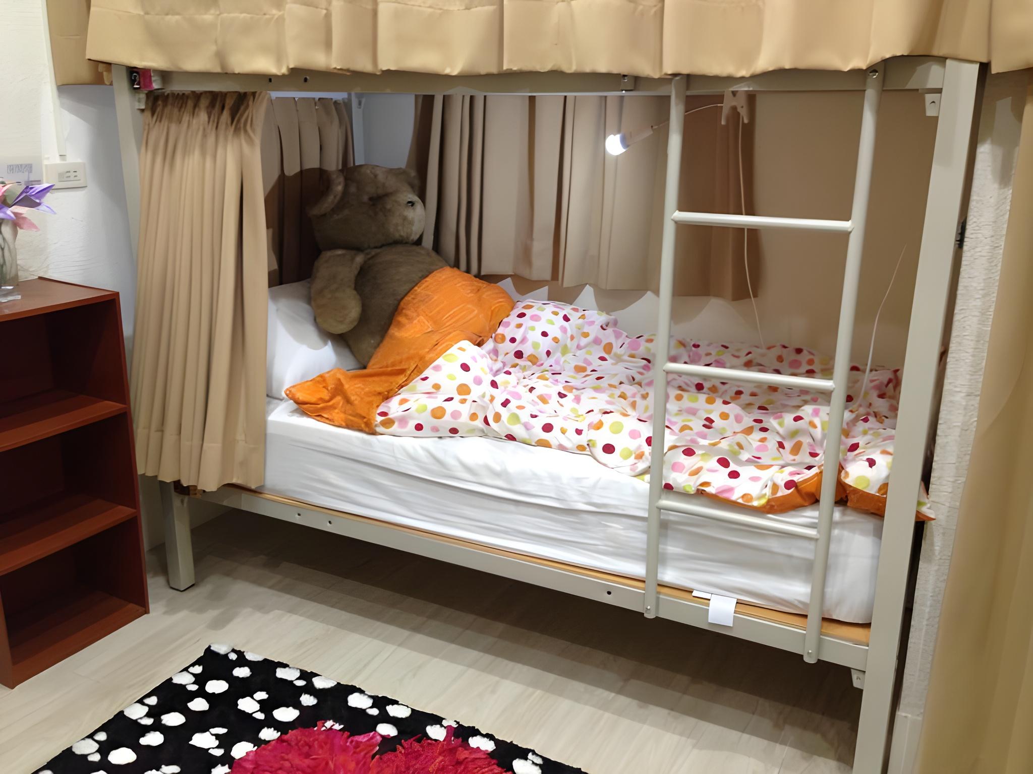Mixed Dorm, 8 Beds