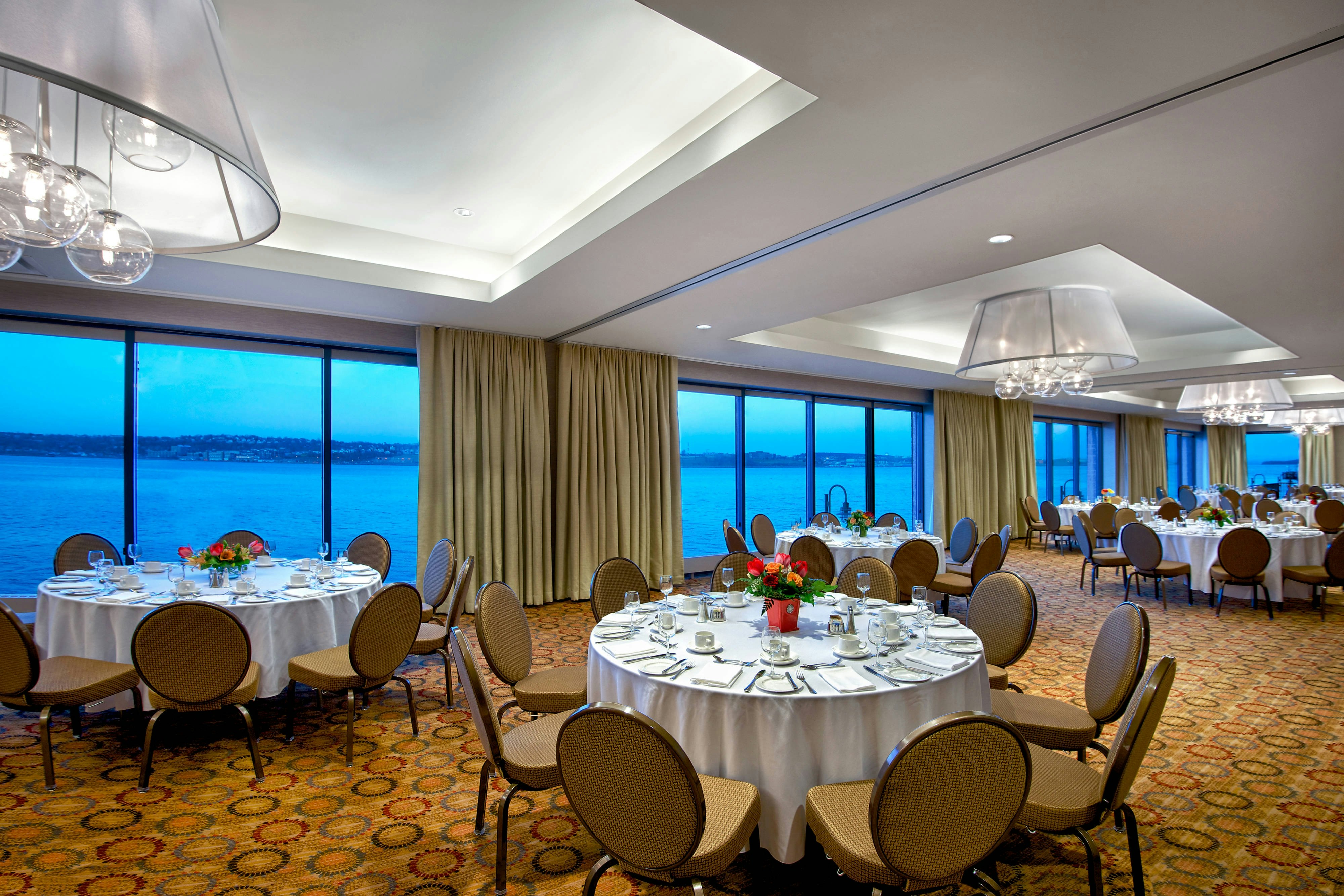 Halifax Marriott Harbourfront Hotel 40/44