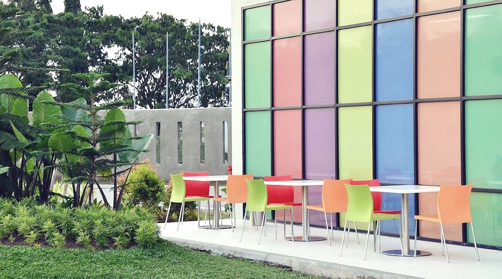 Treepark Hotel Jakarta Airport 25/30