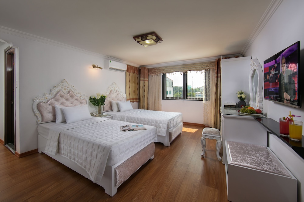 Kingly Hotel 27/56