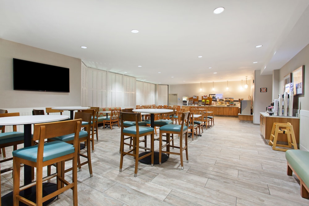 restaurant-cafeteria