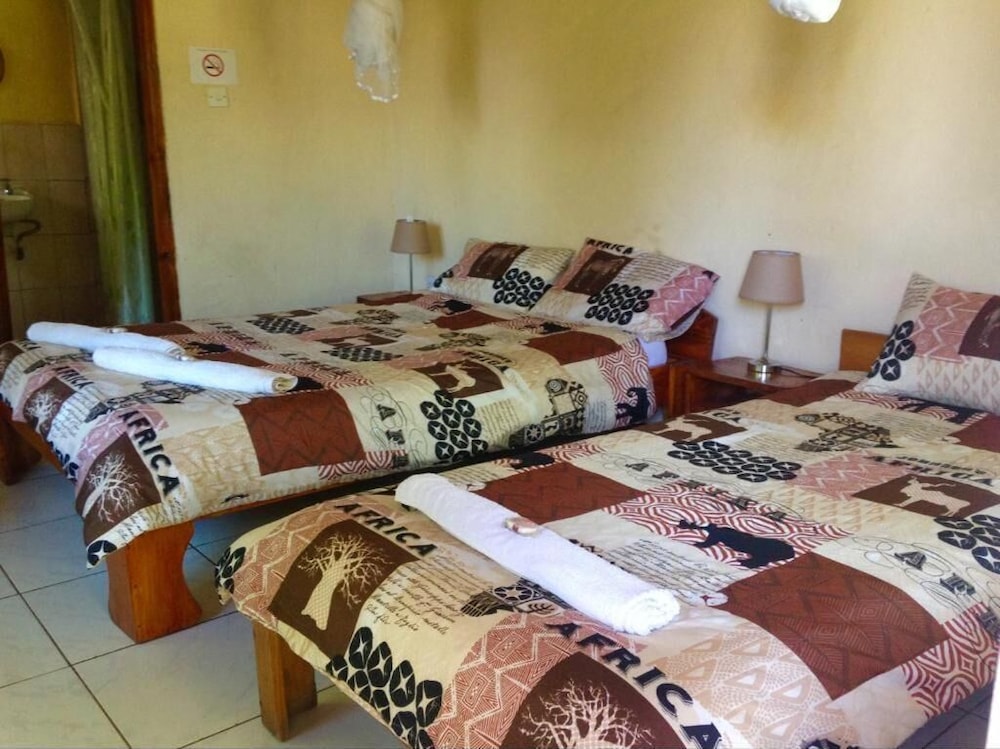 Nkhudzi Lodge 7/50