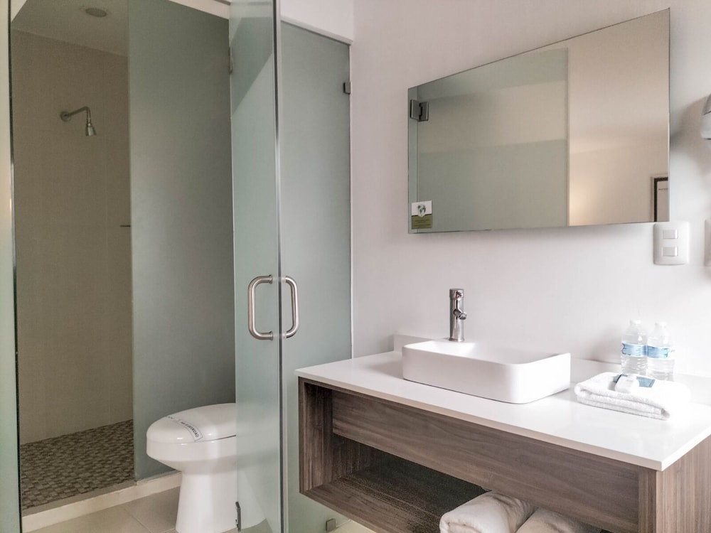 El Hotel Business Class 56/56