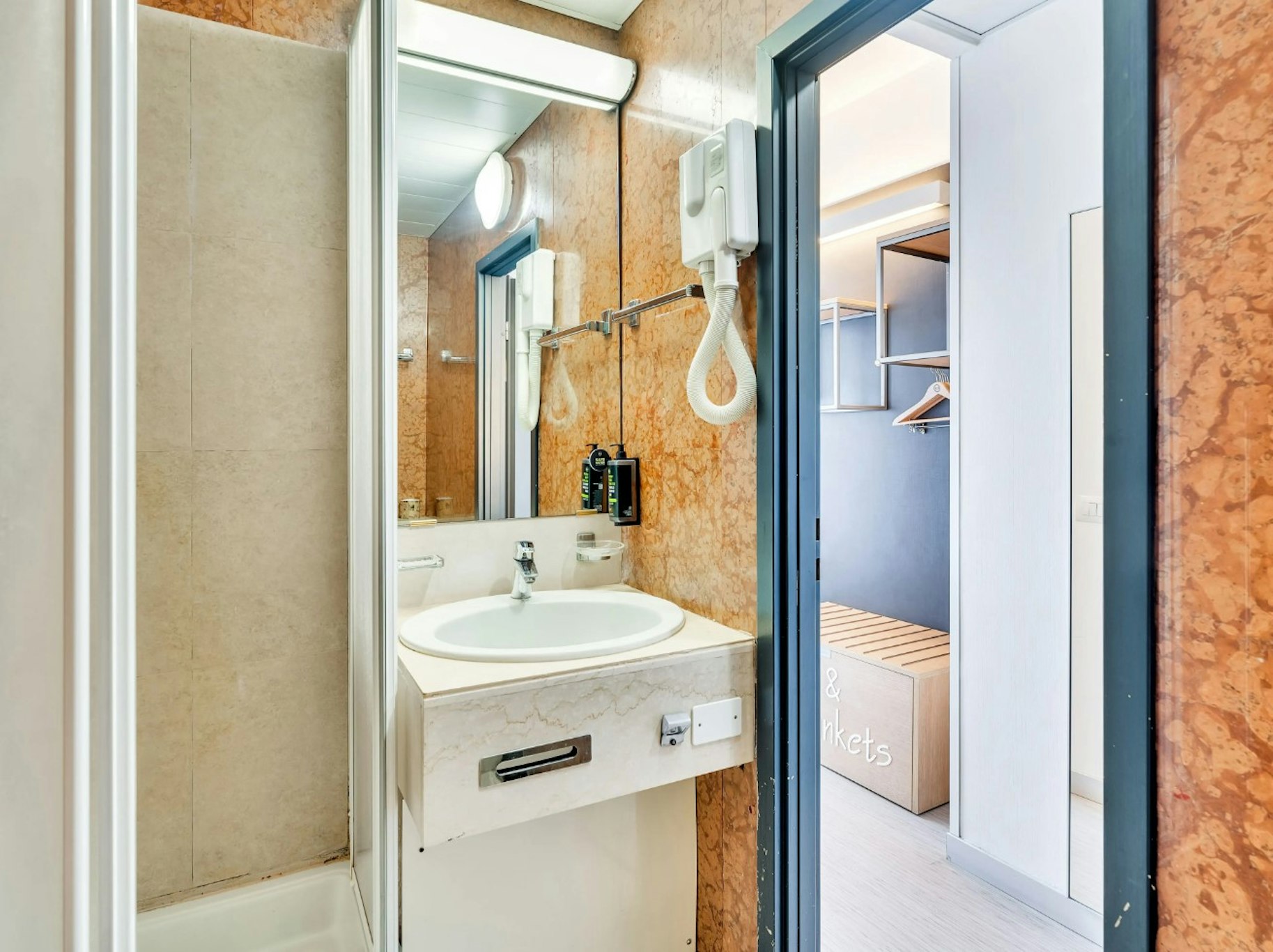 B&B Hotel Milano Aosta 30/30