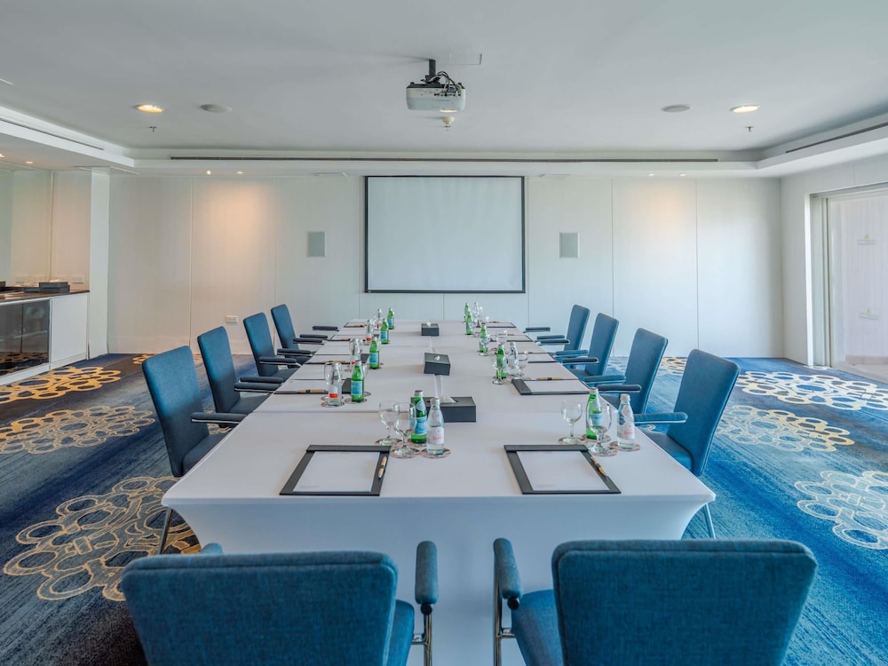 Movenpick Hotel & Resort Al Bidaa 75/86