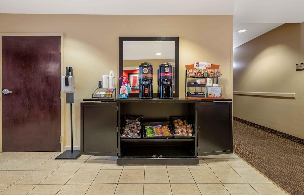 Extended Stay America Suites Secaucus Meadowlands 7/55