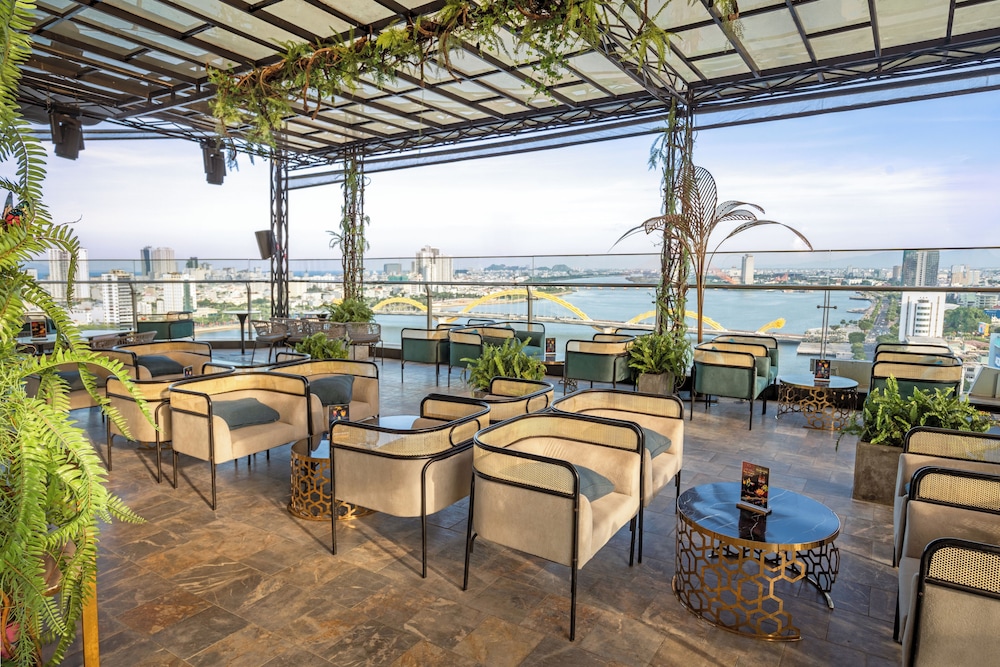 HAIAN Riverfront Hotel 51/60