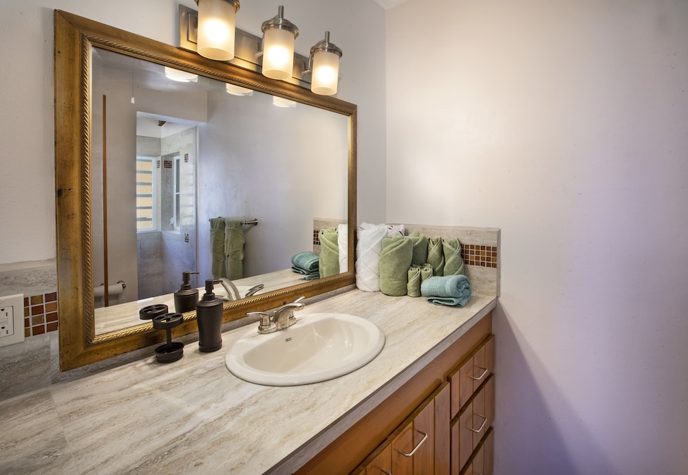 White Bay Villas 48/50