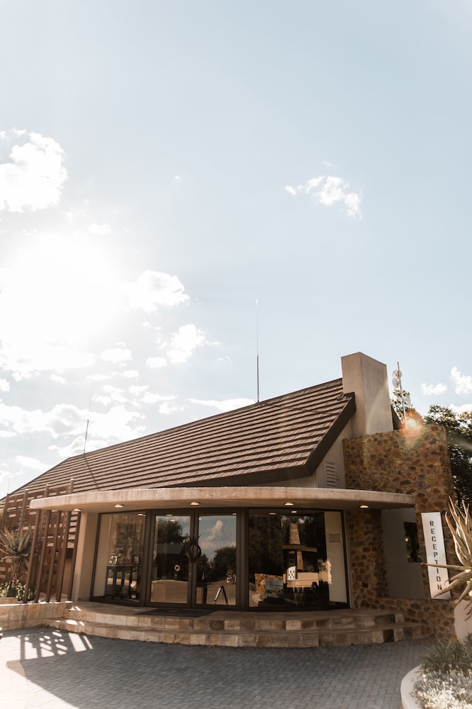 Bona Bona Game Lodge 5/48