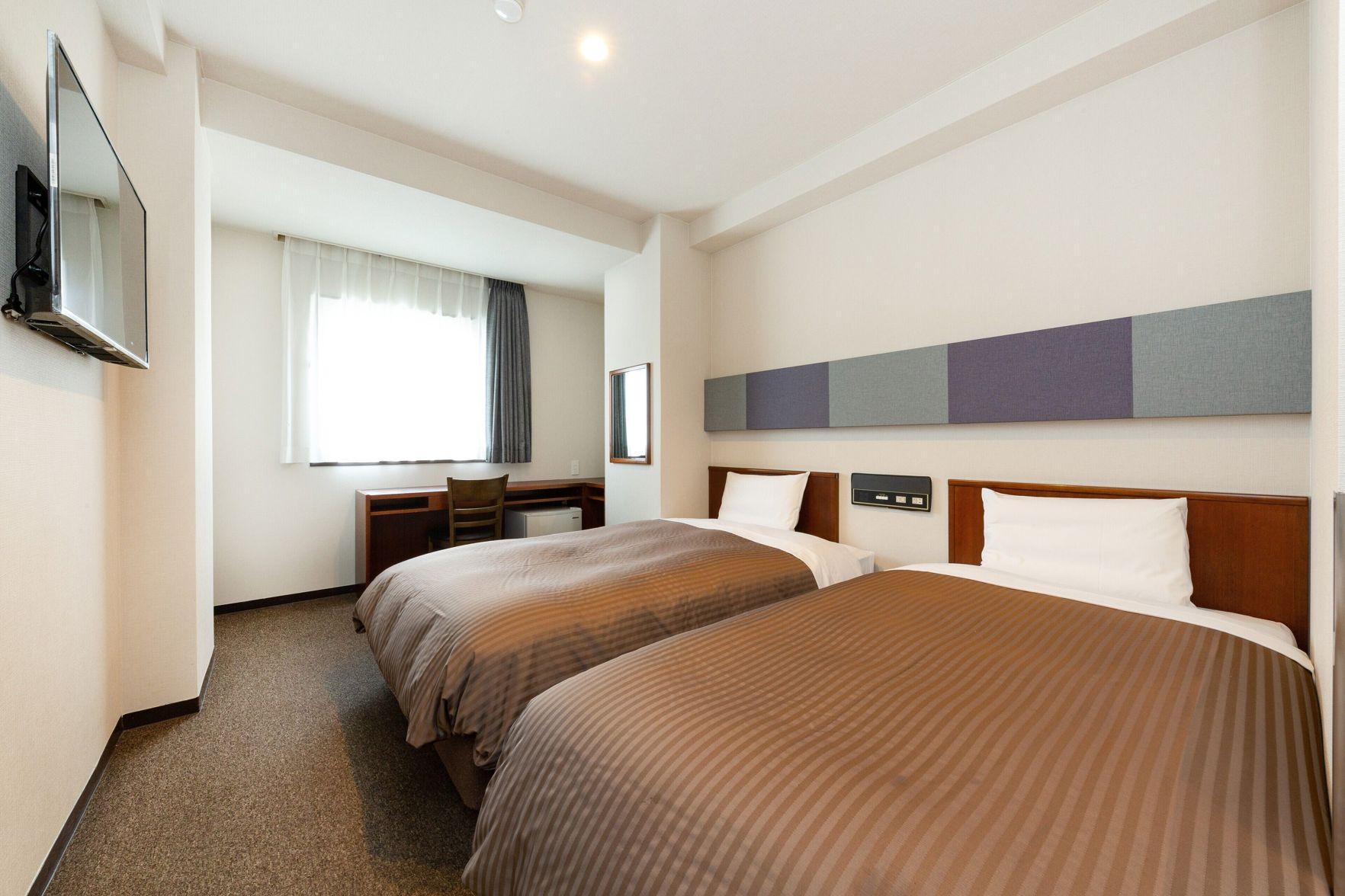 STANDARD, TWIN BEDS