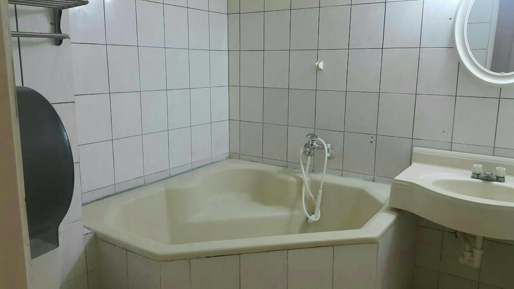 Yi-Sian Hot Spring Hotel 20/20