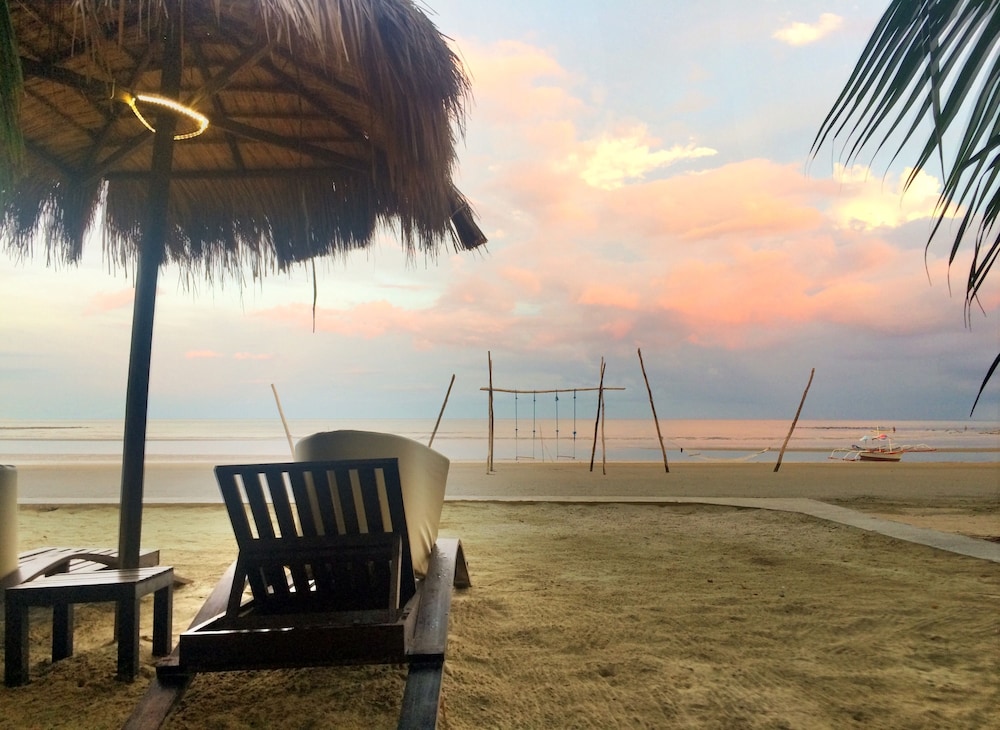 Peace & Love Beach Club 39/46