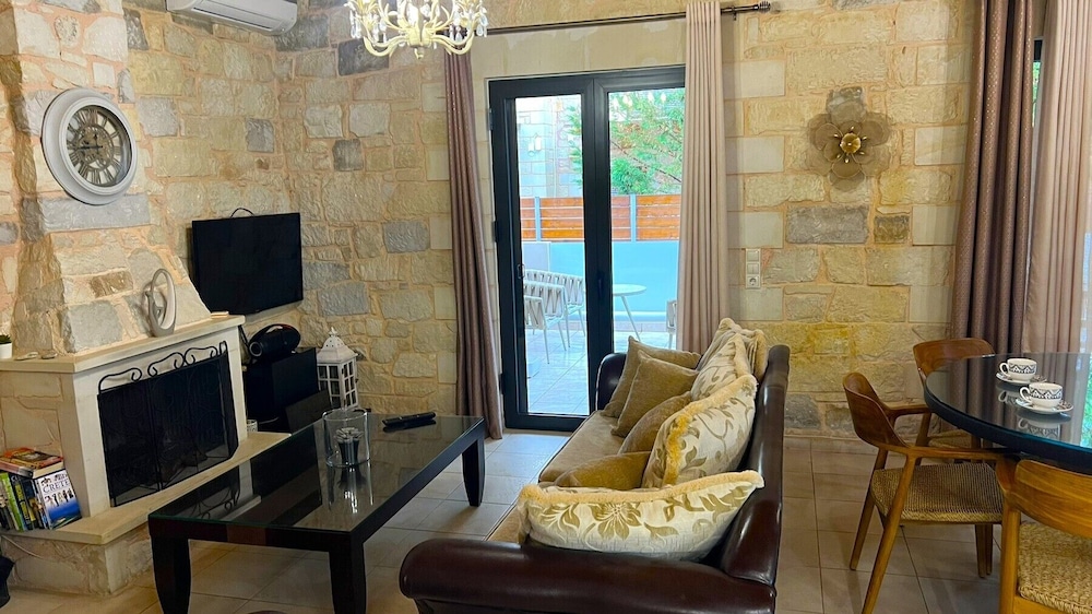 Villa Constancia 30/48
