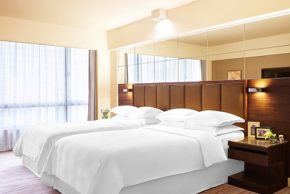 Sheraton Hong Kong Hotel And Towers 7/52