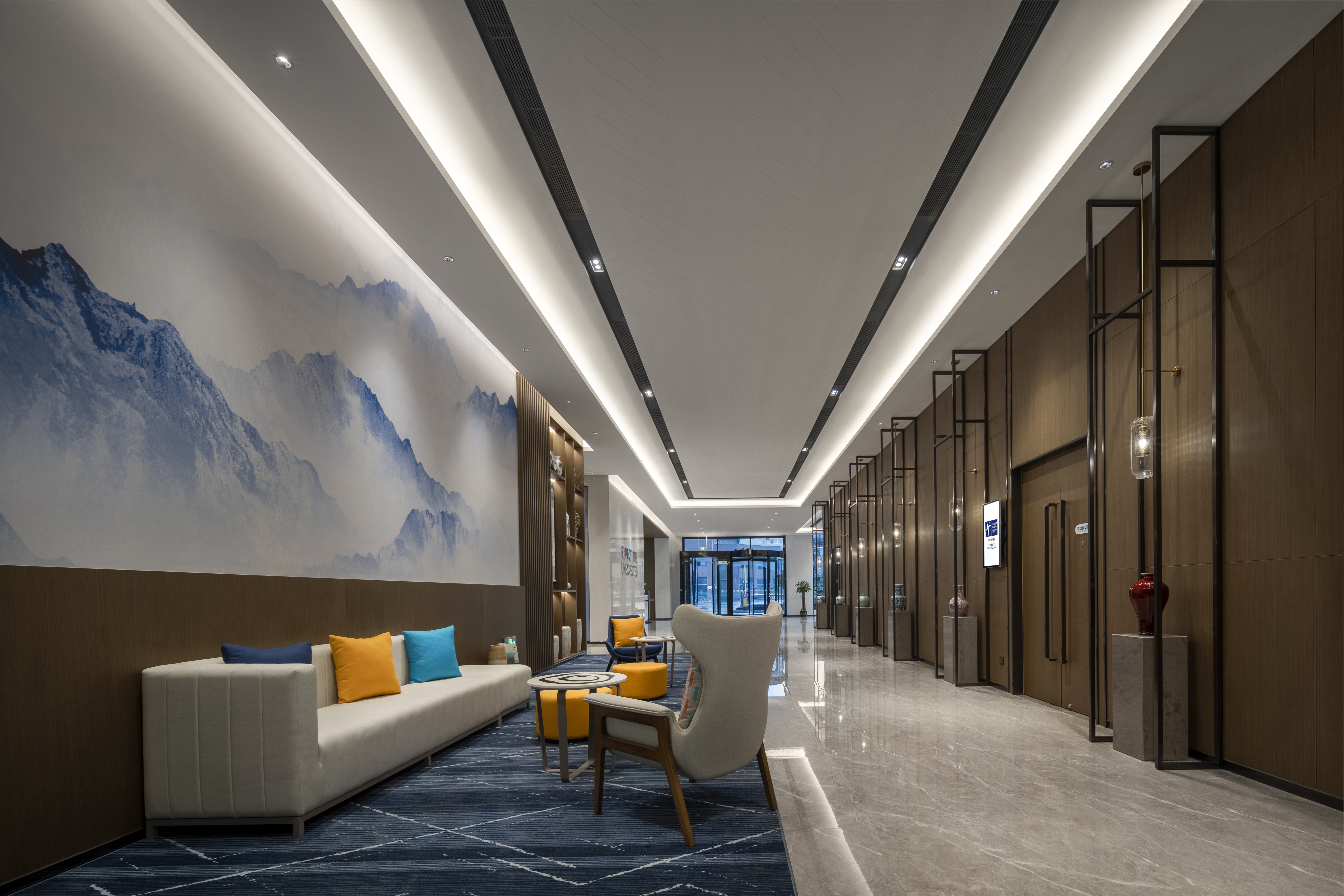 Holiday Inn Express Jingdezhen Ancient Town 27/45
