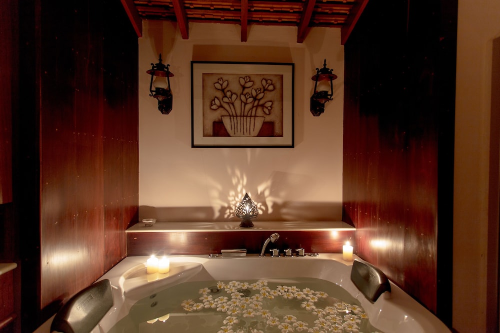 Royal Angkor Resort & Spa 35/62