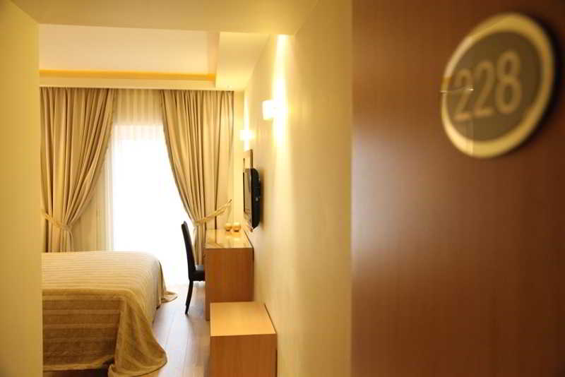 HOTEL PANTELIDIS 15/50