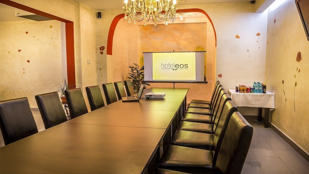 Hotel Eos Bucharest 28/32