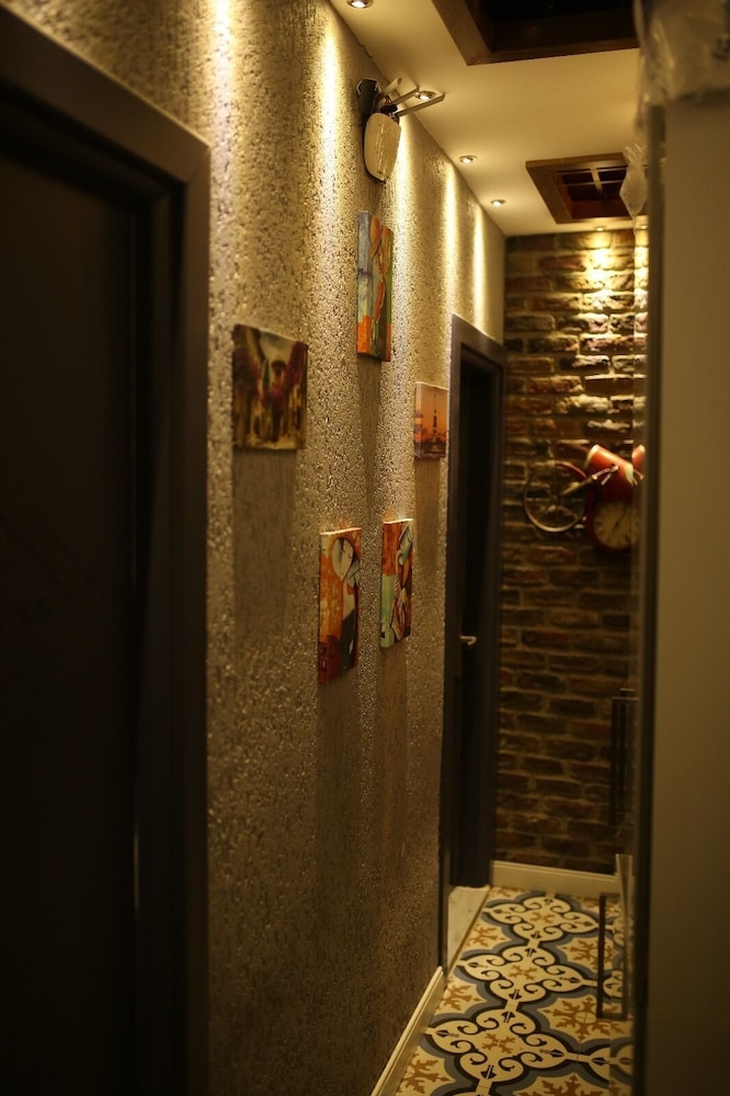 Nova Park Hotel and Suite 9/50