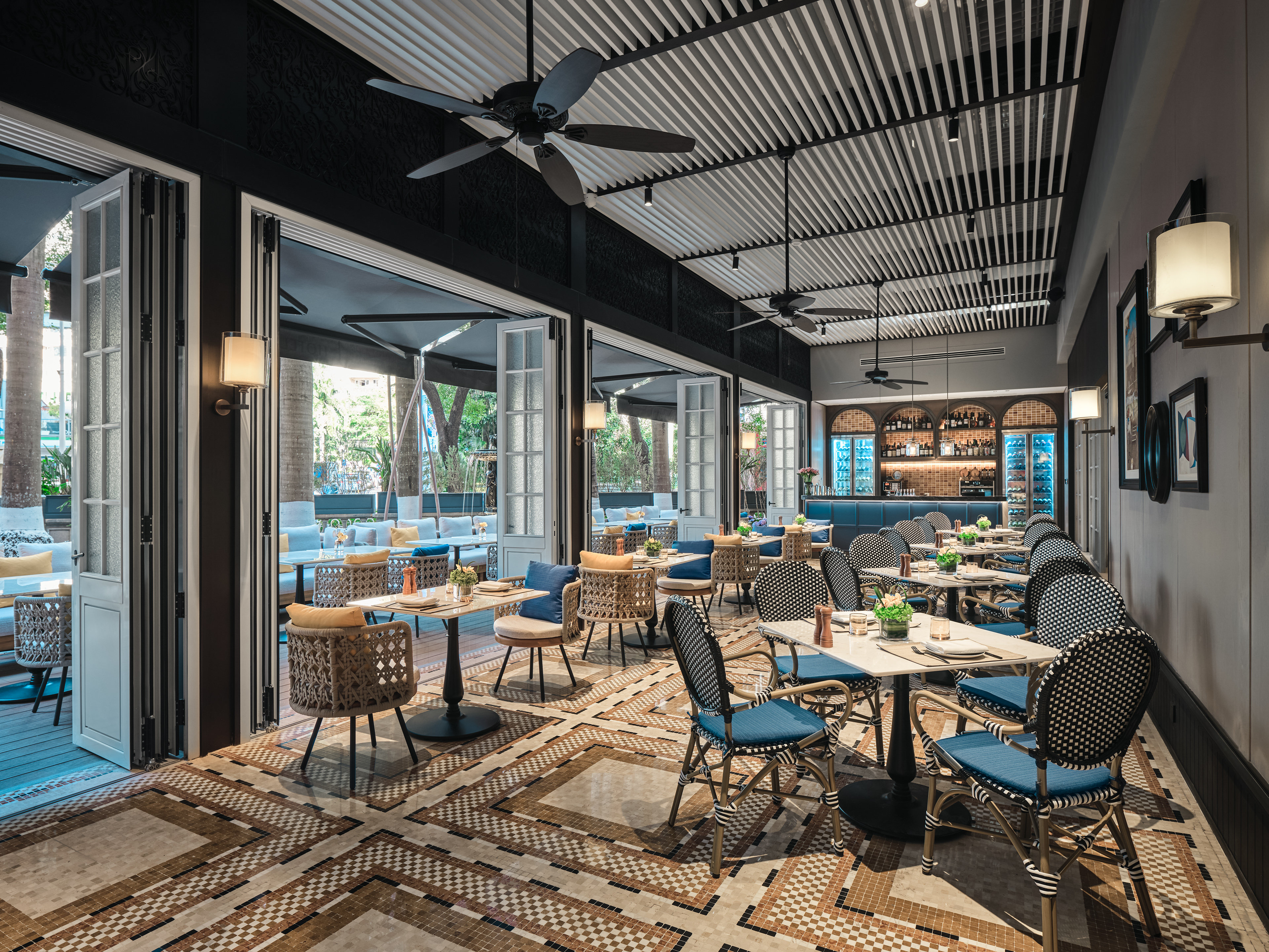 Hotel Indigo Shenzhen Overseas Chinese Town an IHG Hotel 56/78