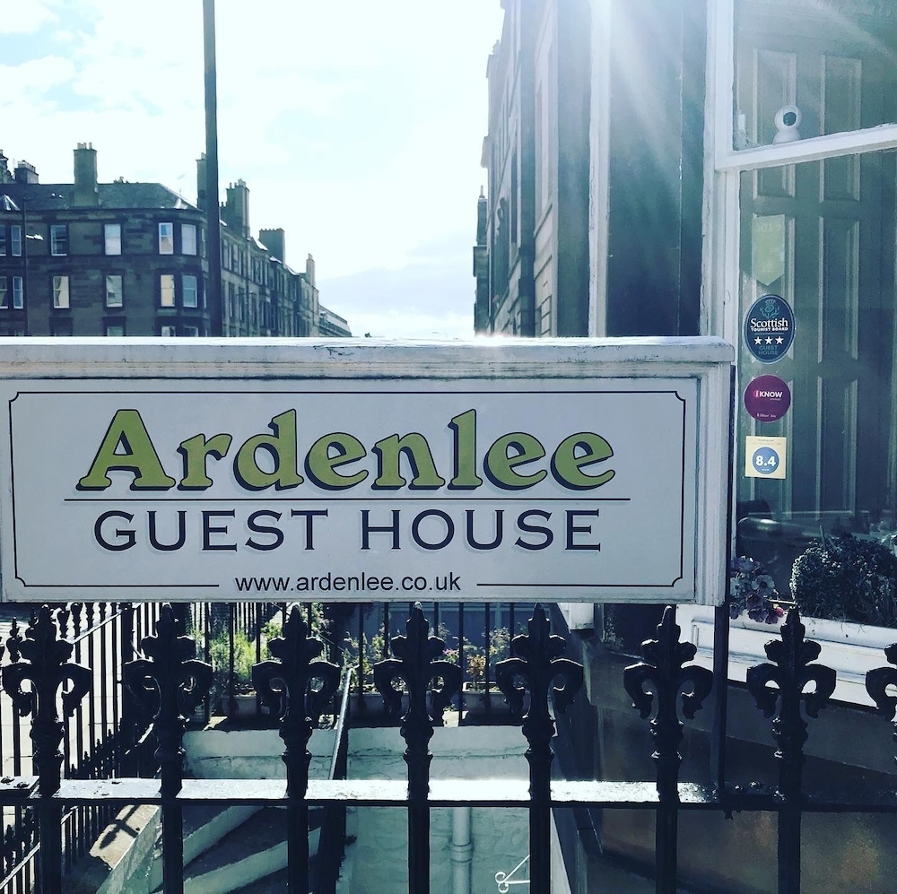 Ardenlee Guest House 3/69