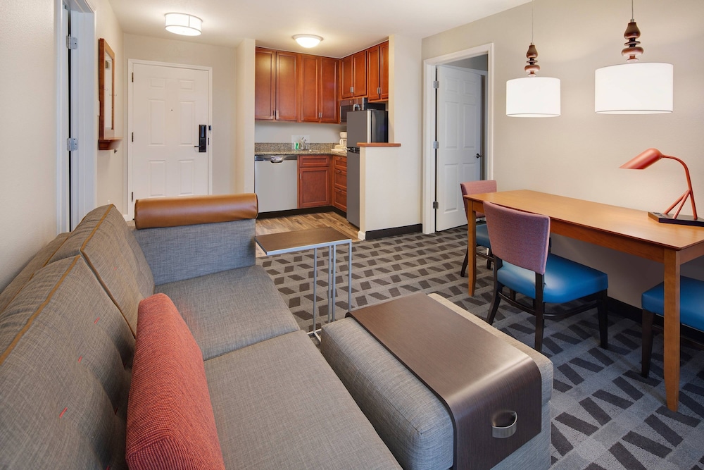 Towneplace Suites By Marriott Bentonville Rogers 31/44