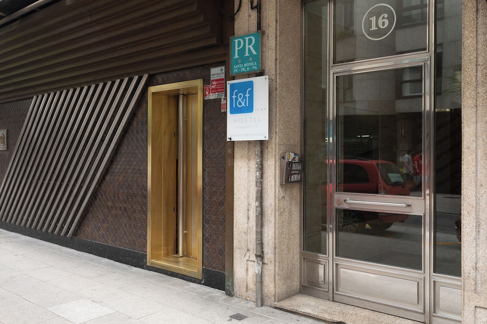 Pension Residencia F&F in SANTIAGO DE COMPOSTELA