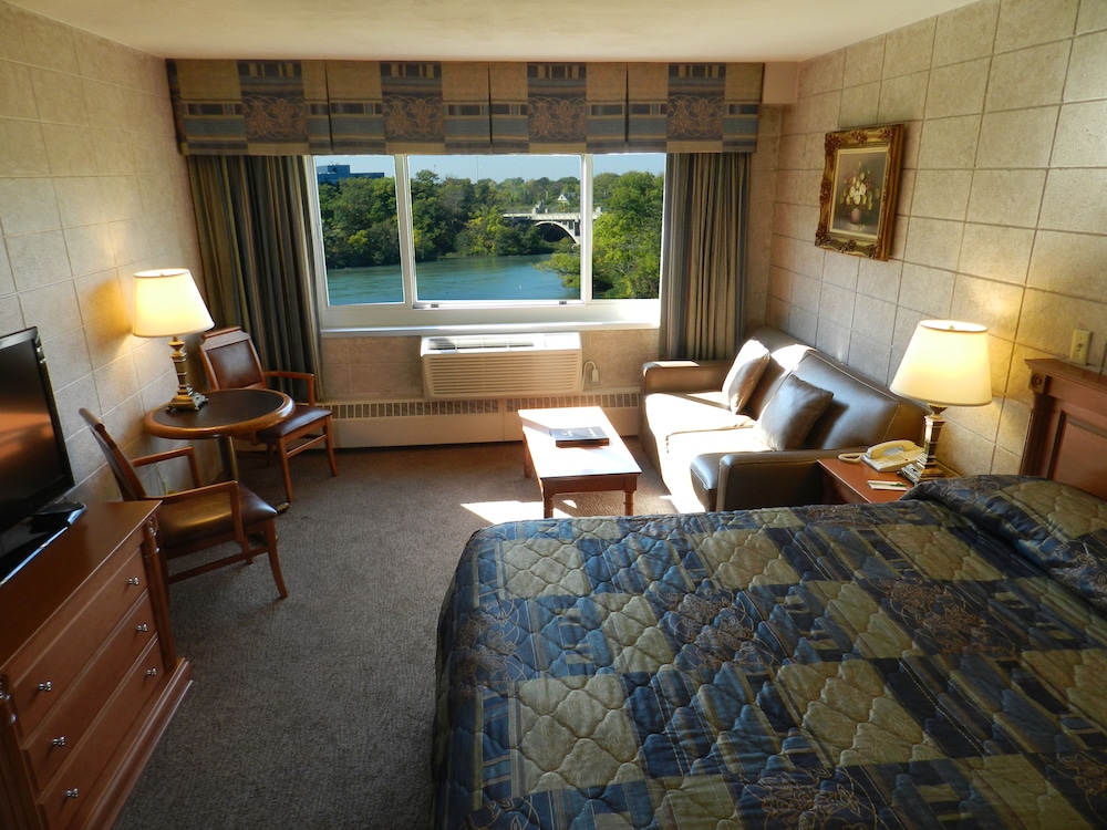 Capri Inn 42/54