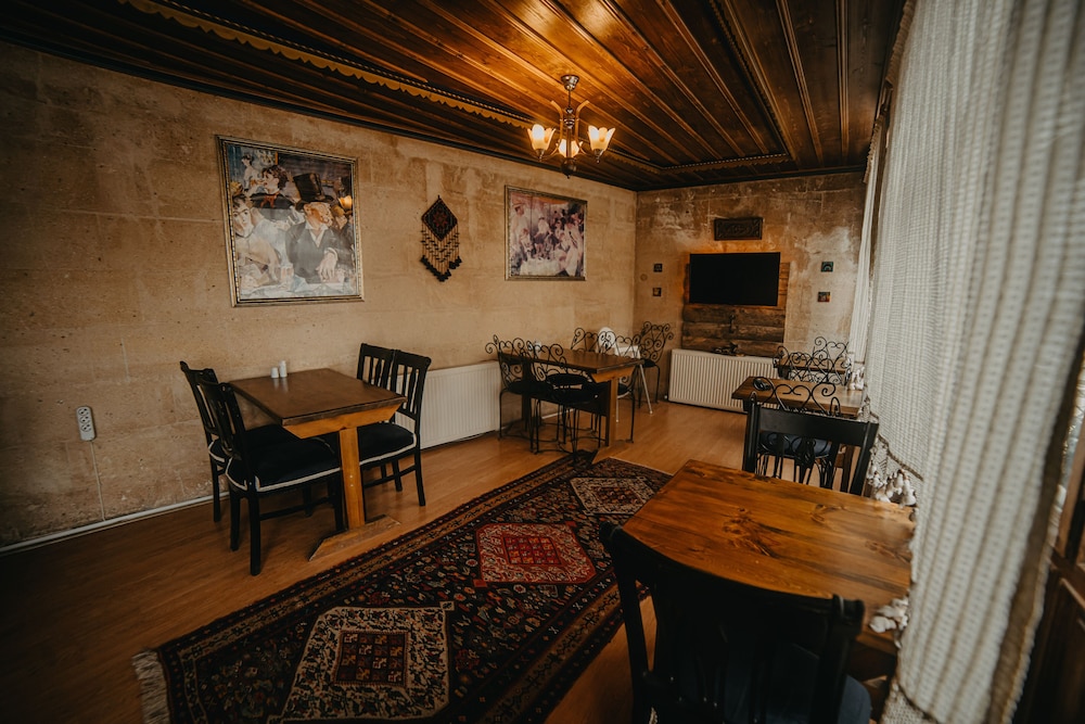 Helios Cave Hotel 38/50