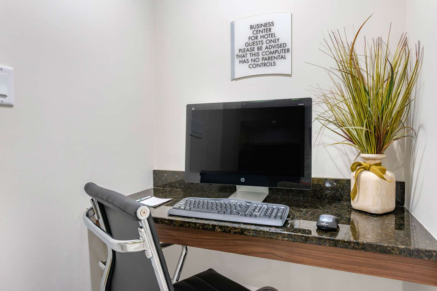 Quality Inn & Suites Palatka Riverfront 34/47