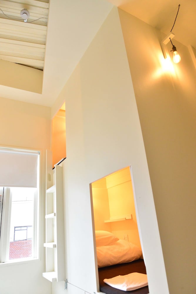 Almond Hostel & Cafe Shibuya 32/41