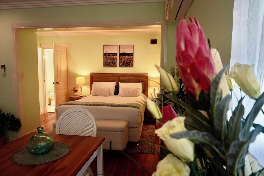 CURTIS FALLS MOUNTAIN SPA RETREAT 4/16