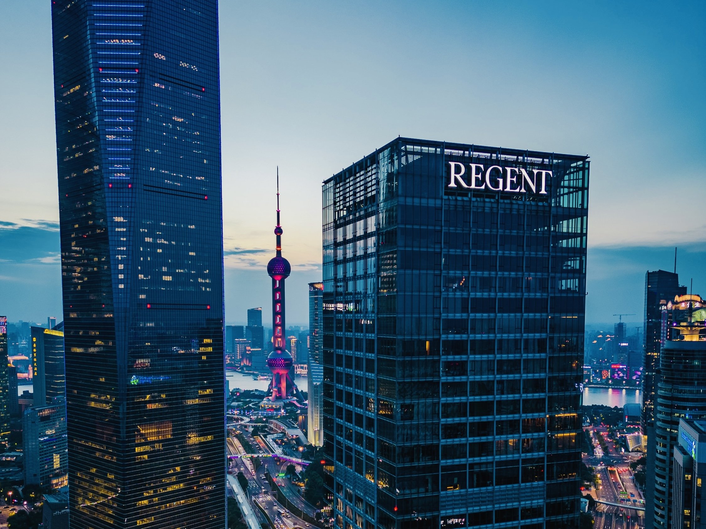 Regent Pudong Shanghai 2/84