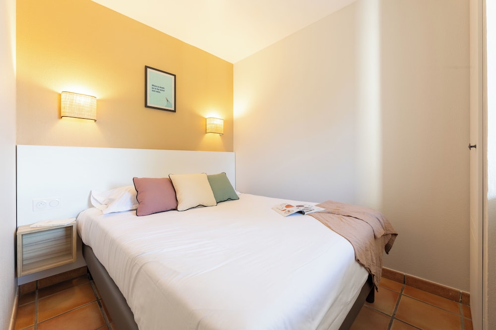 1 Bedroom, Apartment, Futon Bed, Bunk Bed, Sofa, Alcove